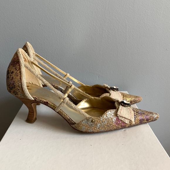 Hype. Kitten Heel Shoes - Picture 1 of 9